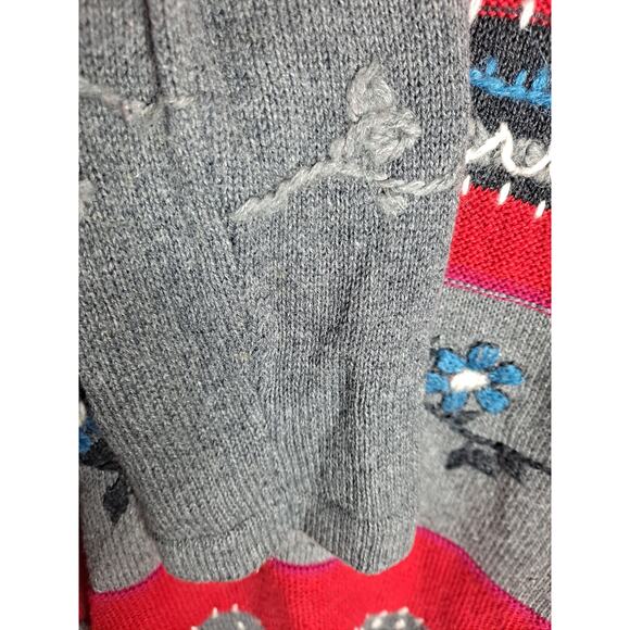 First Issue by Liz Claiborne Women's Vintage Floral Embroidered Sweater Size M - Picture 5 of 8